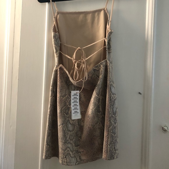 Snakeskin Mini Dress TAGS ON - Picture 4 of 4